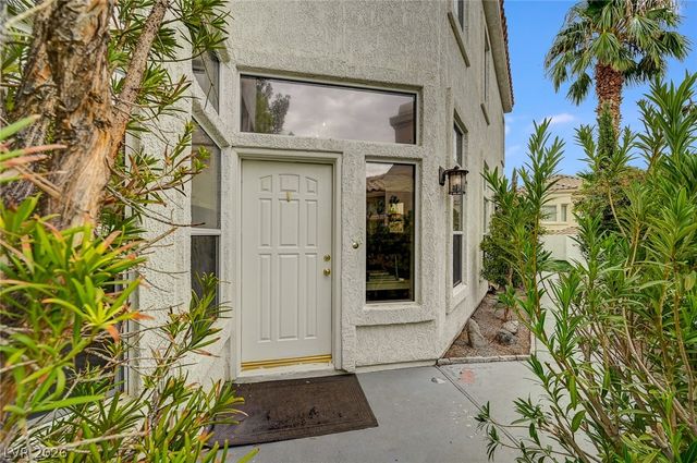 9240 Pitching Wedge Drive, Las Vegas, NV 89134