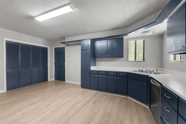 5 Top Flite Lane, Trinity, TX 75862