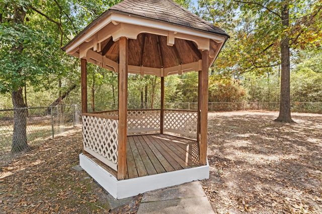 5 Top Flite Lane, Trinity, TX 75862