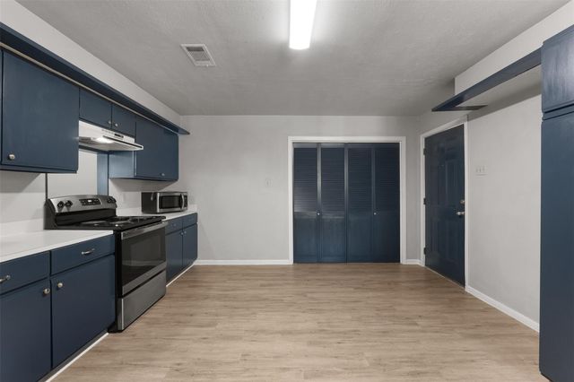 5 Top Flite Lane, Trinity, TX 75862