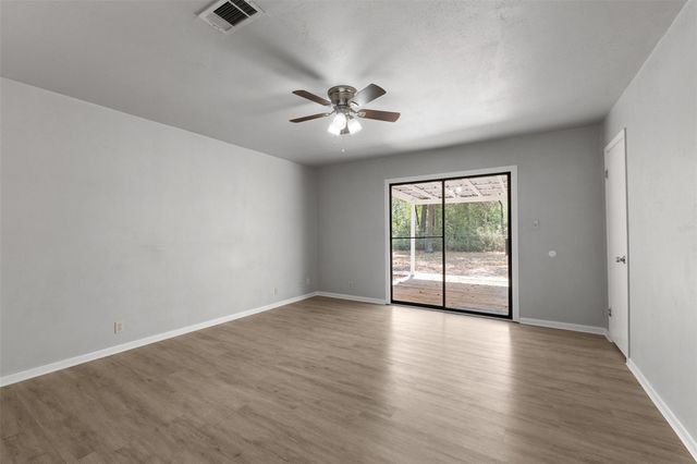 5 Top Flite Lane, Trinity, TX 75862