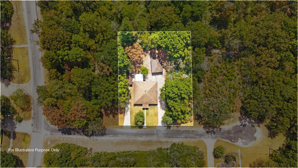 5 Top Flite Lane, Trinity, TX 75862