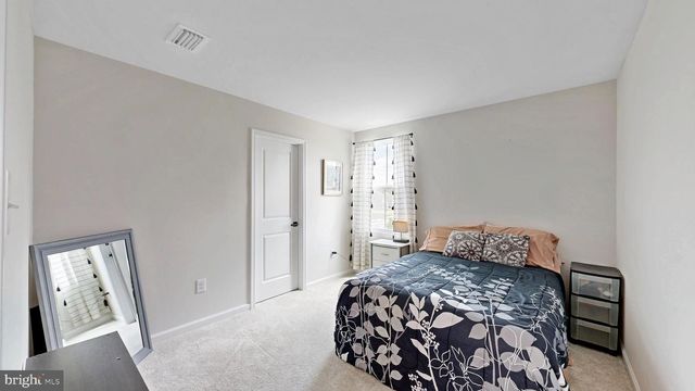174 QUARTZ DR, Dover, DE 19904