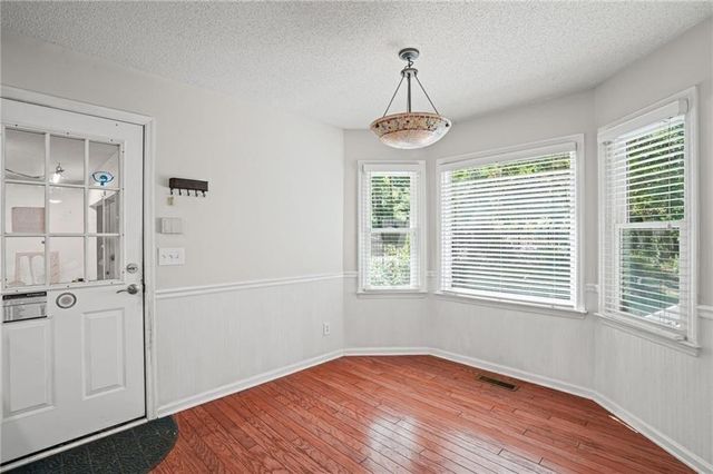 6732 Willowbrook Trail, Flowery Branch, GA 30542