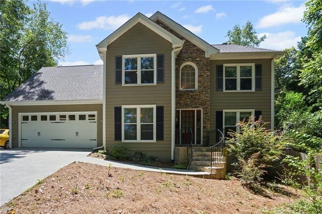 6732 Willowbrook Trail, Flowery Branch, GA 30542