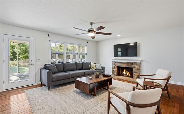 6732 Willowbrook Trail, Flowery Branch, GA 30542