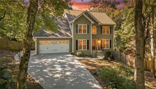 6732 Willowbrook Trail, Flowery Branch, GA 30542