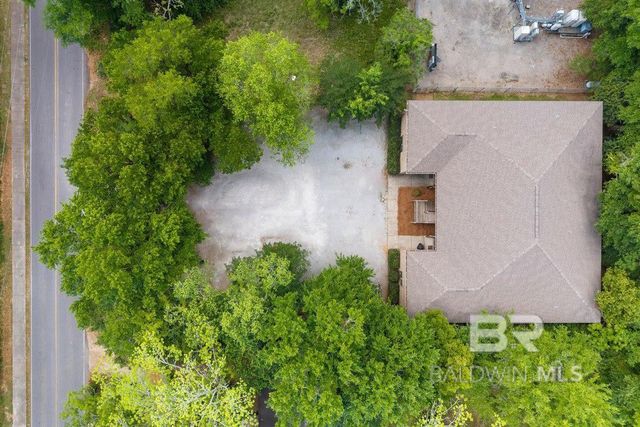 20969 E Bishop Road, Fairhope, AL 36532