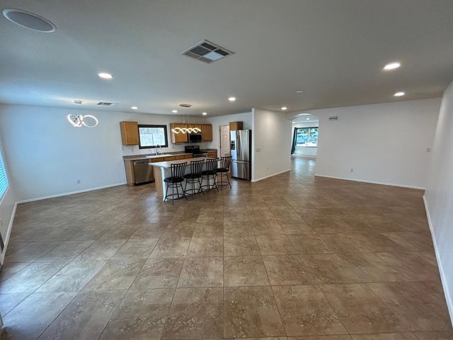 3126 W Zachary Drive, Phoenix, AZ 85027