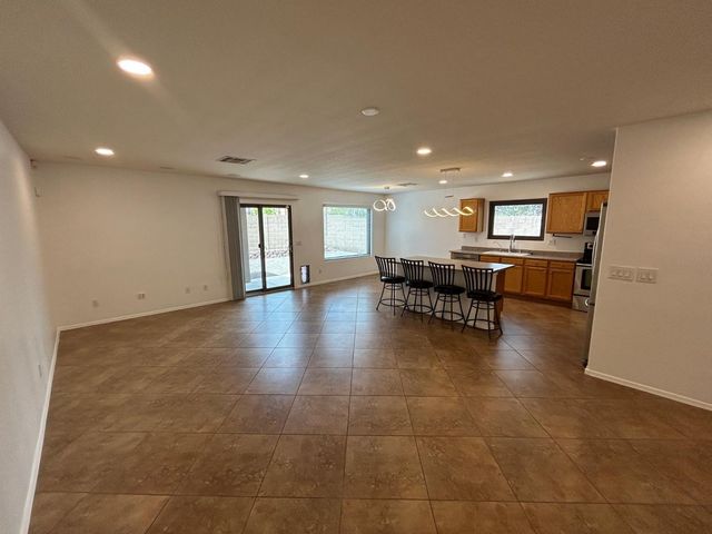 3126 W Zachary Drive, Phoenix, AZ 85027