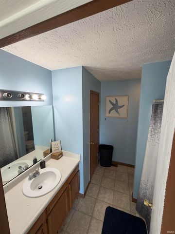 5578 N Bluegrass Circle, Lafayette, IN 47905