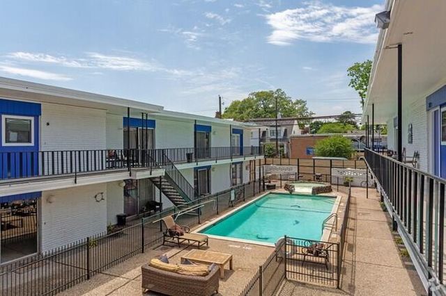 2810 Beauchamp Street 27, Houston, TX 77009