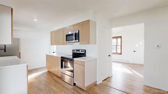 904 Oakview Drive, Saginaw, MI 48604