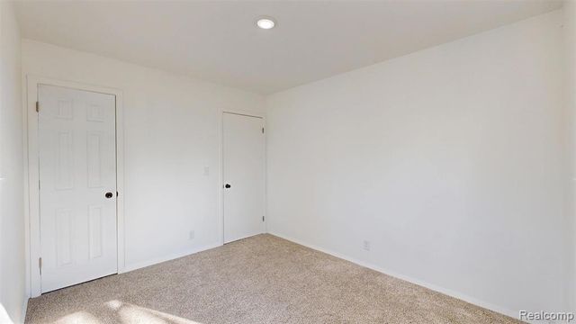 904 Oakview Drive, Saginaw, MI 48604