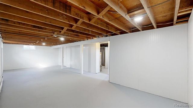 904 Oakview Drive, Saginaw, MI 48604