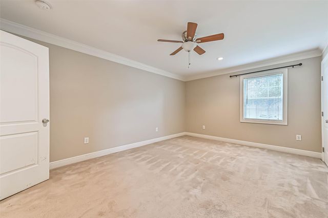 8007 Pruitt Drive, Galveston, TX 77554