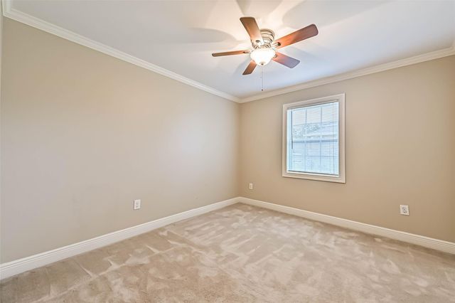 8007 Pruitt Drive, Galveston, TX 77554