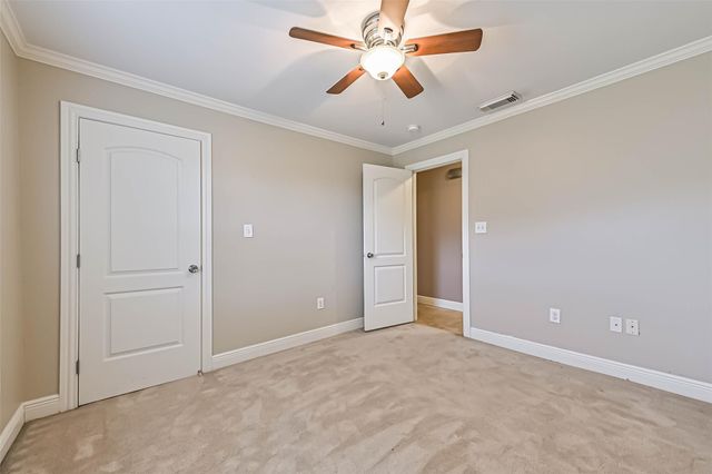8007 Pruitt Drive, Galveston, TX 77554