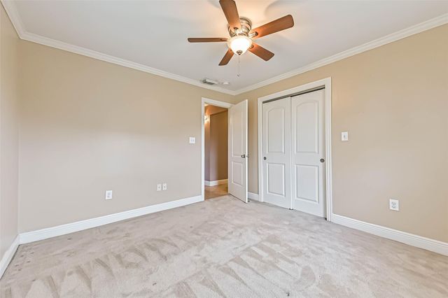 8007 Pruitt Drive, Galveston, TX 77554