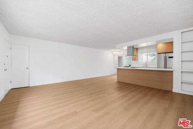 833 5th Street 203, Santa Monica, CA 90403