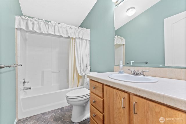 1933 Windflower Lane SE, Lacey, WA 98503