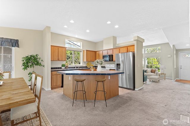 1933 Windflower Lane SE, Lacey, WA 98503