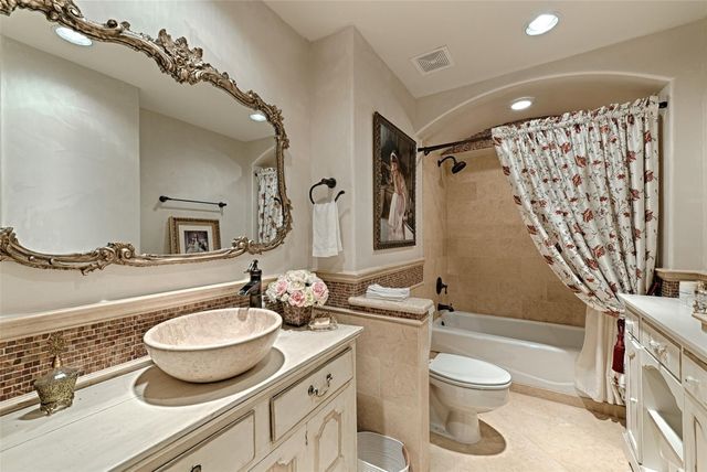 5200 Keller Springs Road 432, Dallas, TX 75248