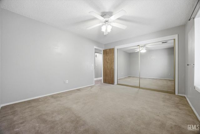 5306 Deville Court, Bakersfield, CA 93308