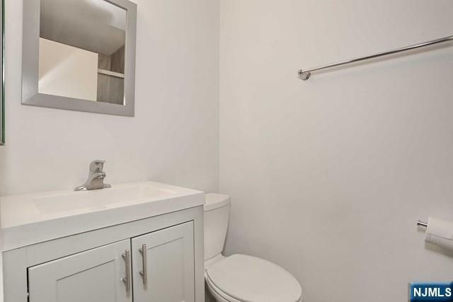16 Alana Drive 16, Hawthorne, NJ 07506
