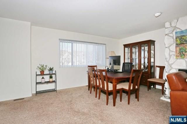 16 Alana Drive 16, Hawthorne, NJ 07506
