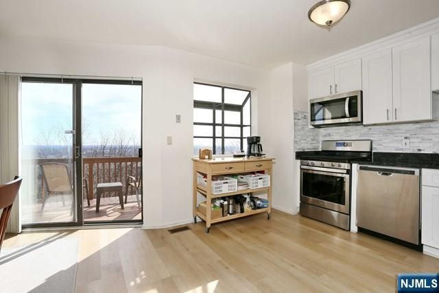 16 Alana Drive 16, Hawthorne, NJ 07506