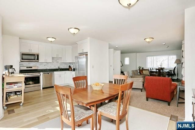 16 Alana Drive 16, Hawthorne, NJ 07506