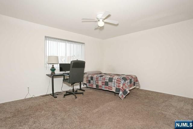 16 Alana Drive 16, Hawthorne, NJ 07506