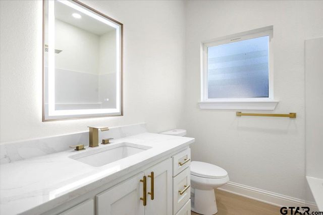 13680 County Road 411, Tyler, TX 75706