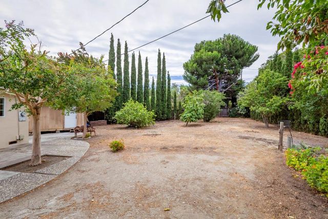 2242 Pyle Court, Santa Clara, CA 95051