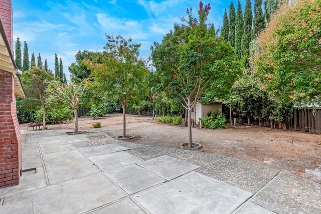 2242 Pyle Court, Santa Clara, CA 95051