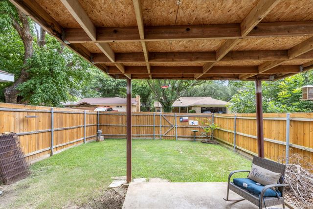 246 Mccarley Place, Mckinney, TX 75071