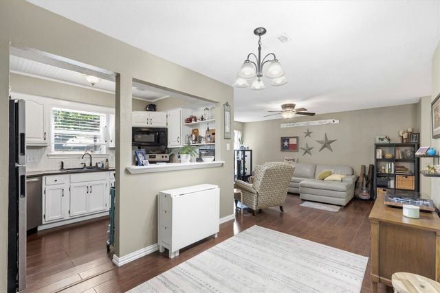 246 Mccarley Place, Mckinney, TX 75071