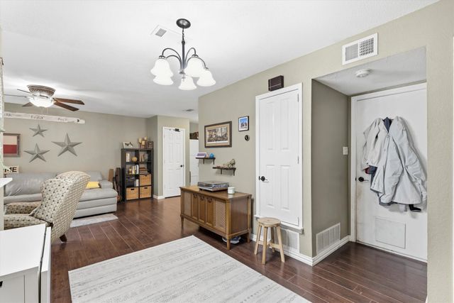 246 Mccarley Place, Mckinney, TX 75071