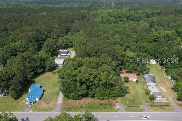 741 Deerfield Rd, Hardeeville, SC 29927