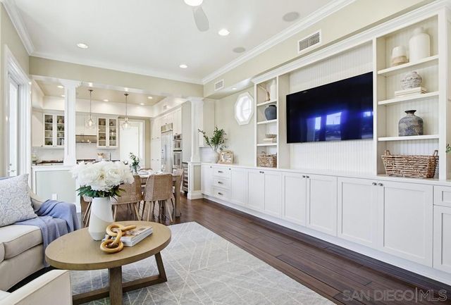 4008 Honeycutt St, San Diego, CA 92109