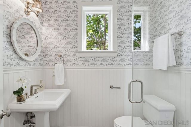 4008 Honeycutt St, San Diego, CA 92109