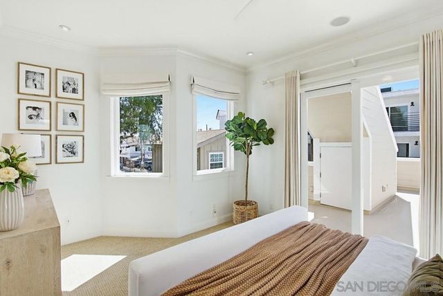 4008 Honeycutt St, San Diego, CA 92109