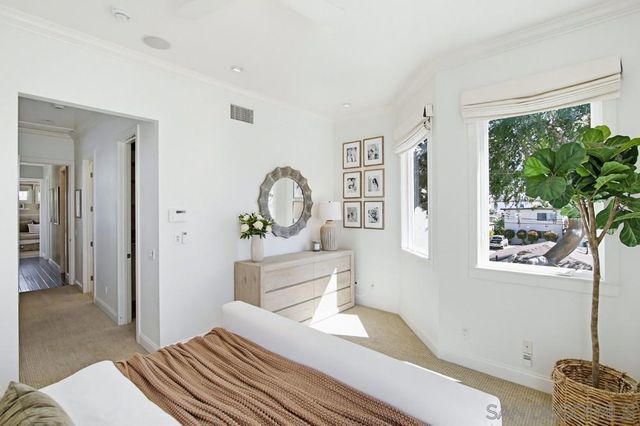 4008 Honeycutt St, San Diego, CA 92109