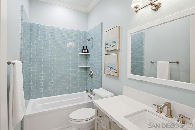 4008 Honeycutt St, San Diego, CA 92109