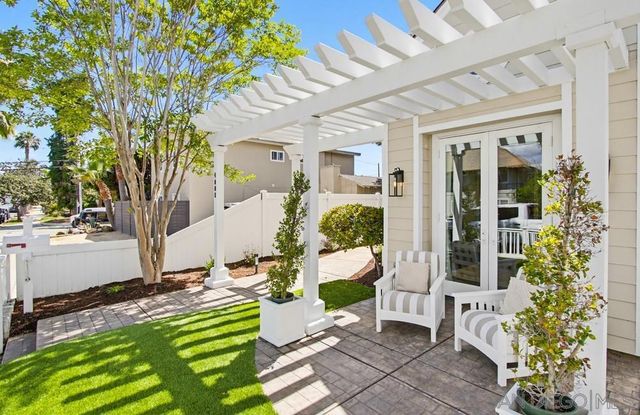 4008 Honeycutt St, San Diego, CA 92109