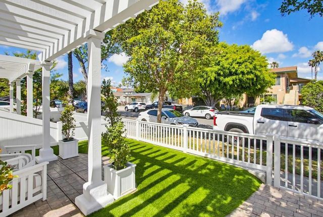 4008 Honeycutt St, San Diego, CA 92109