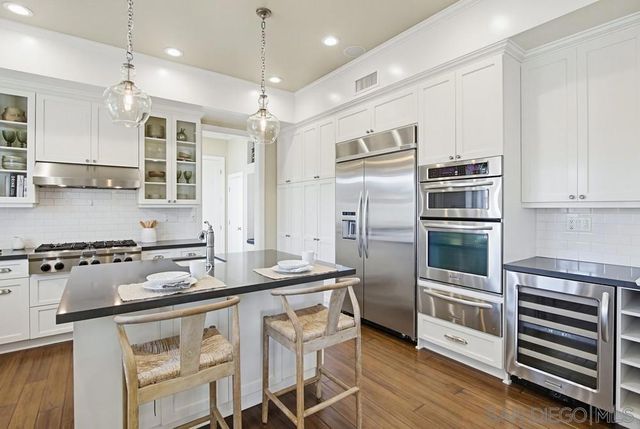 4008 Honeycutt St, San Diego, CA 92109