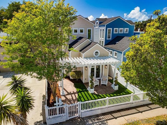 4008 Honeycutt St, San Diego, CA 92109