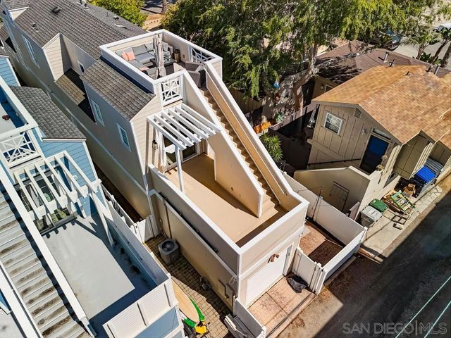 4008 Honeycutt St, San Diego, CA 92109